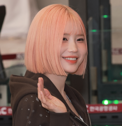 HAYOUNG 하영 241109 (774 pics – 6.31 gb)