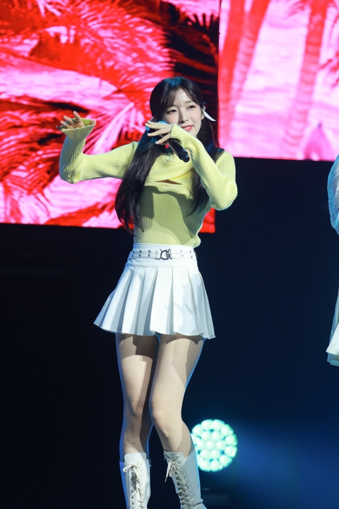 No pits Arin 231005 (2660 pics - 21.7 gb) Different Photographer
