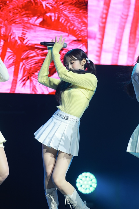 No pits Arin 231005 (2660 pics - 21.7 gb) Different Photographer