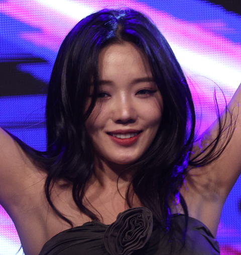 Roh Jisun 231005 (336 pics - 3.94 gb)