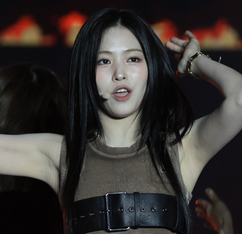 241005 Ryujin 1214 pics ZOOMABLE