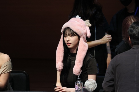 No pits Karina 240116 카리나  1570 pics fan sign SELL ONLY ONCE