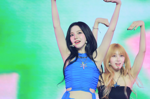 AESPA- KARINA 231117 카리나  (2618 pics - 37.28 gb)