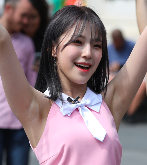 Jiheon 190709 백지헌 217 pics