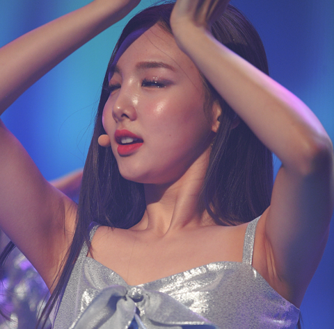 190927 나연 Twice Nayeon (486 pics - 6.17 gb)