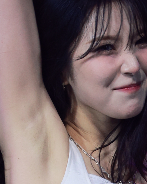 Jiheon 231012 백지헌 (1049 pics - 11.6 gb)