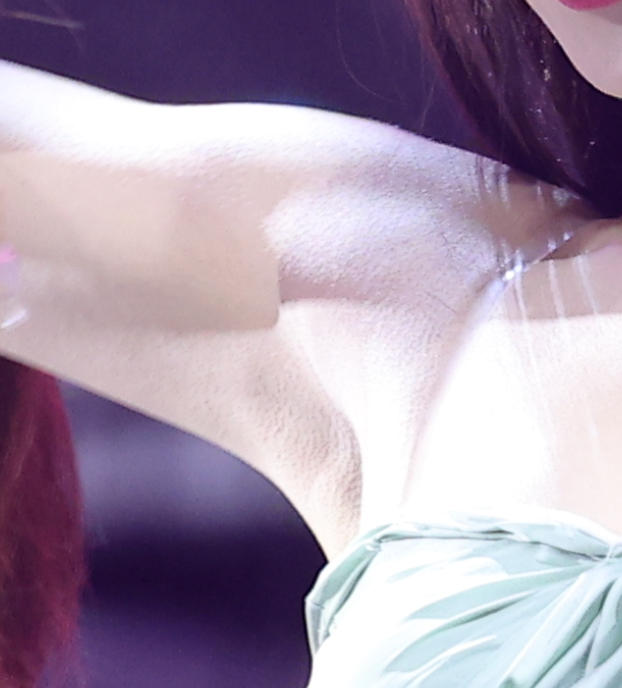 220921 이채영 Chaeyeong 254 pics