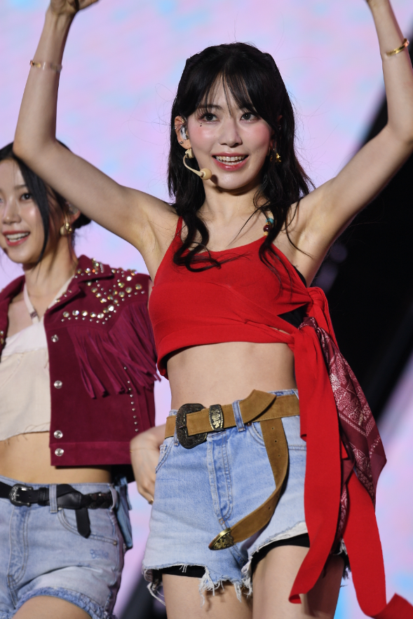 230708 Sakura 사쿠라 サクラ 櫻 1143 pics 14.5 gb