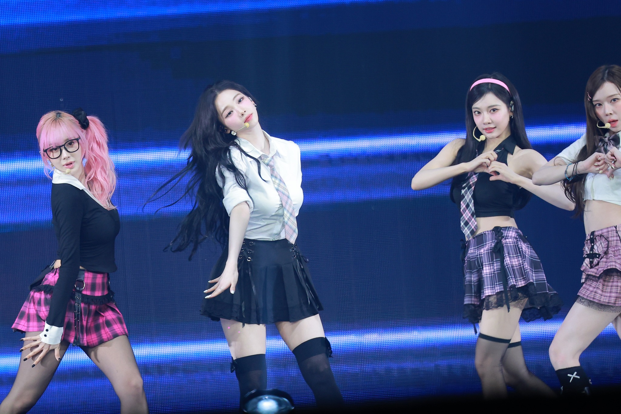 250112 카리나 Aespa - Karina 1066 pics