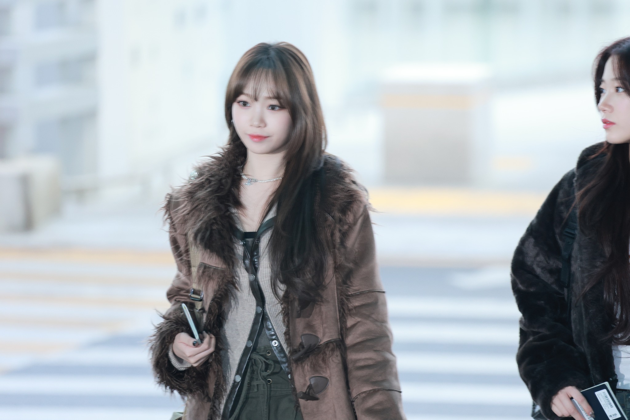 Chaewon 240104 138 pics