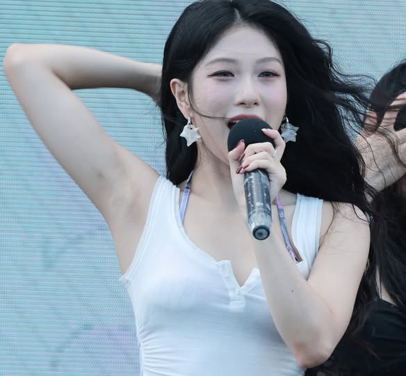 Seo Yeon 240727 data (1910 pics 18 gb)