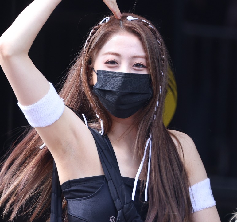 Yunjin 220506 (106 - 1.29 gb)