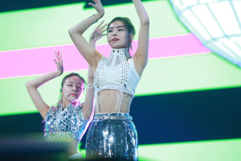 200104 Yeji (179 pics - 1.65 gb)