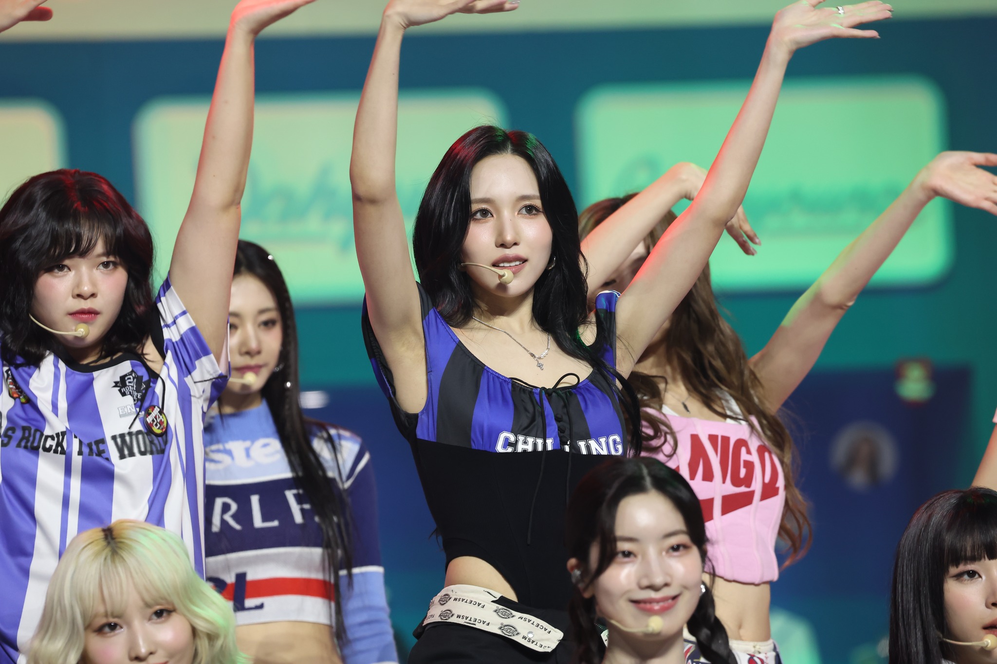 Mina 241020 (2212 pics - 15 gb)