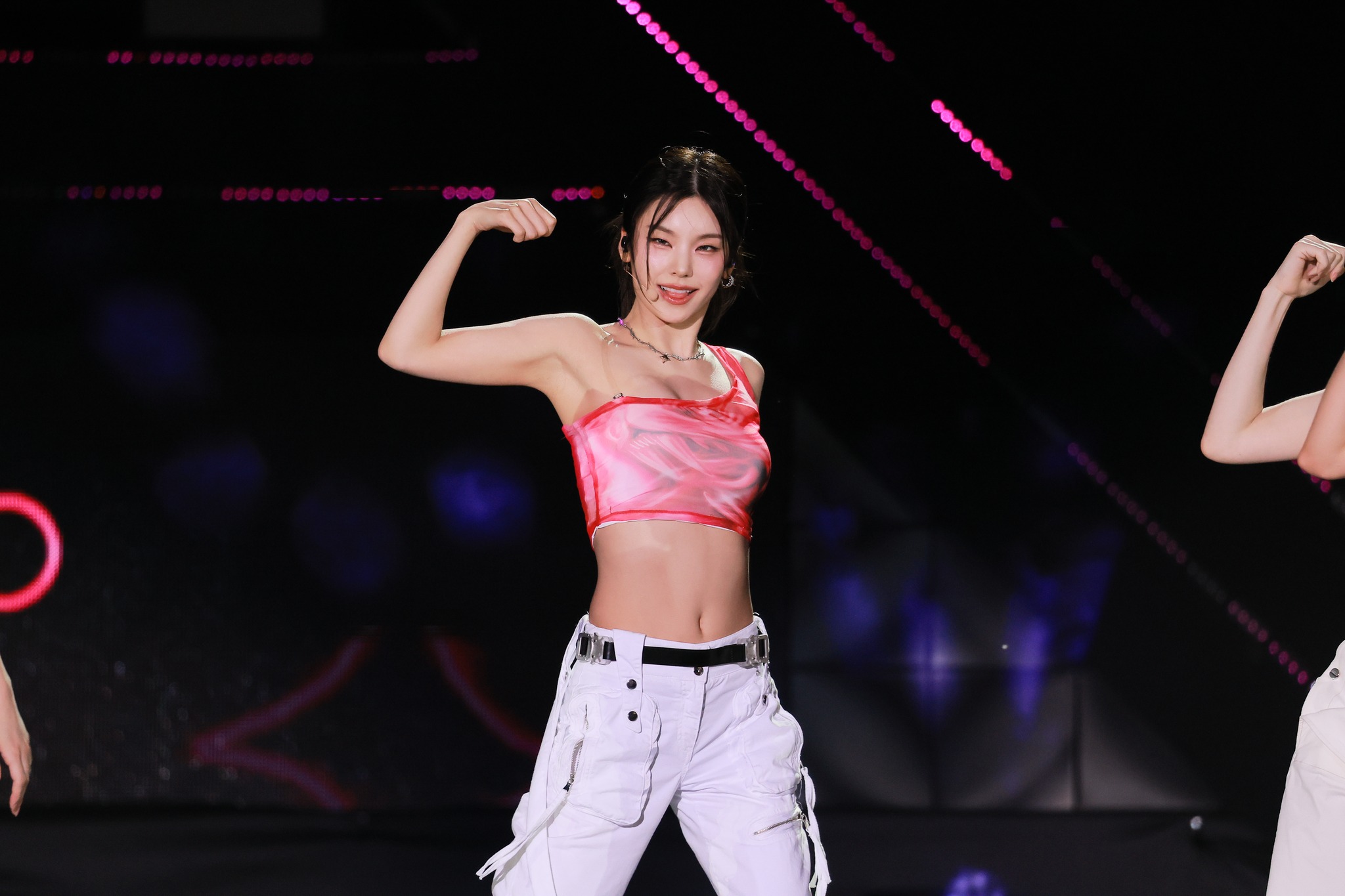 Yeji 240816 (1887 pics - 21 gb)