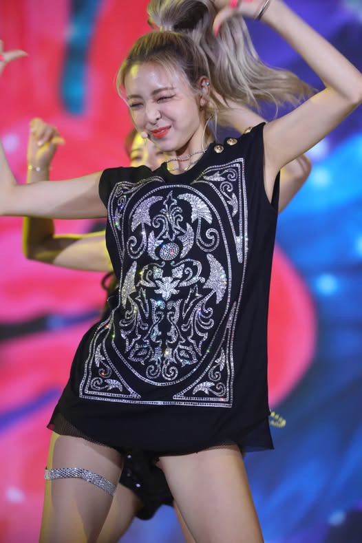 Yuna 190820  (7.37 gb - 1523 pics)