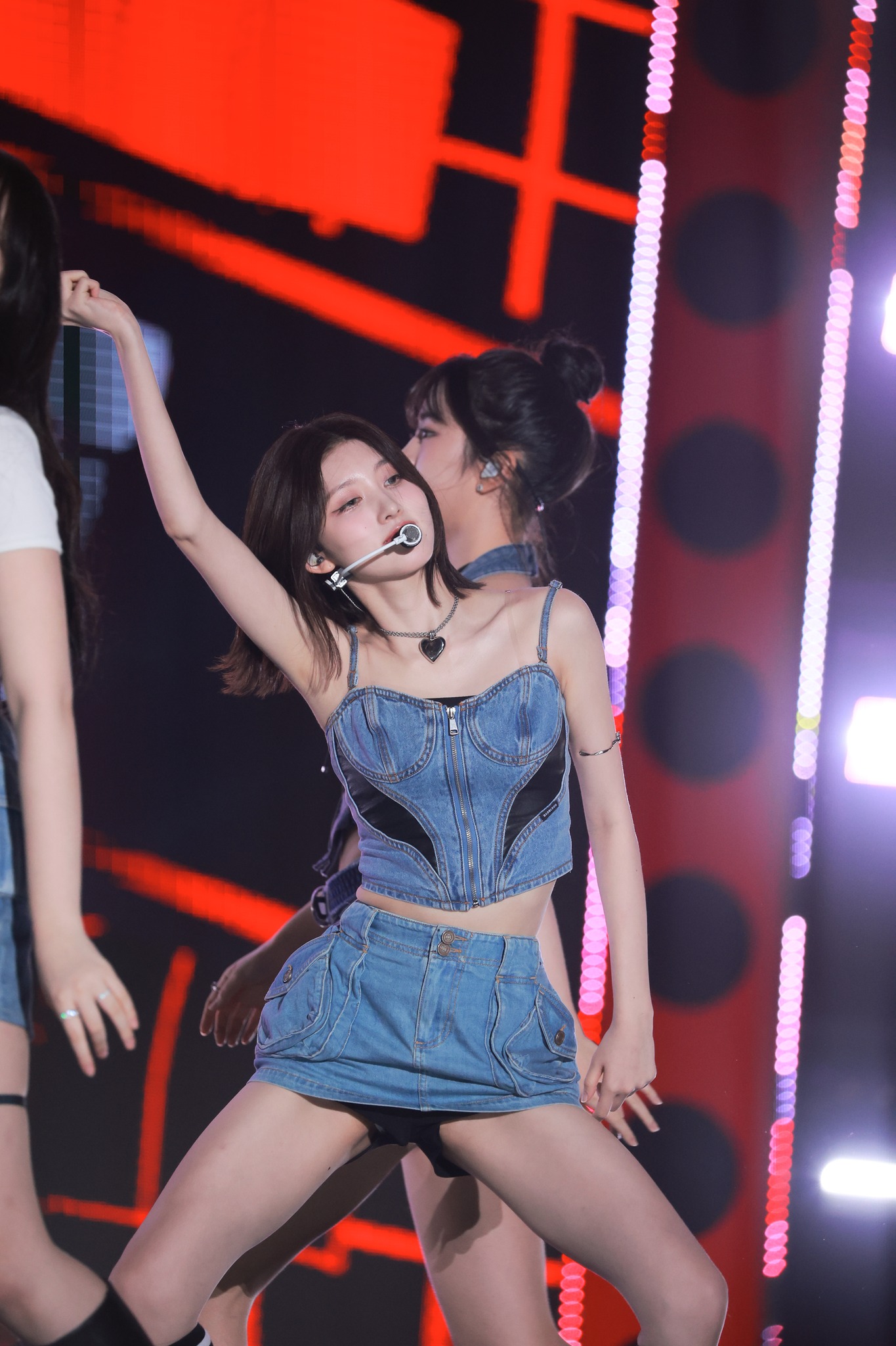 Gaeul 230807 (799 pics - 8.27 gb)