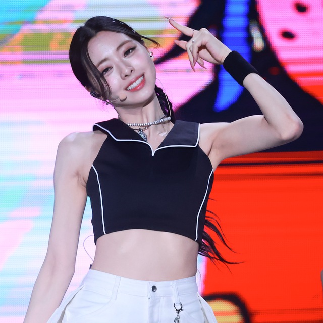 Yuna 230807 (12 gb - 800 pics)
