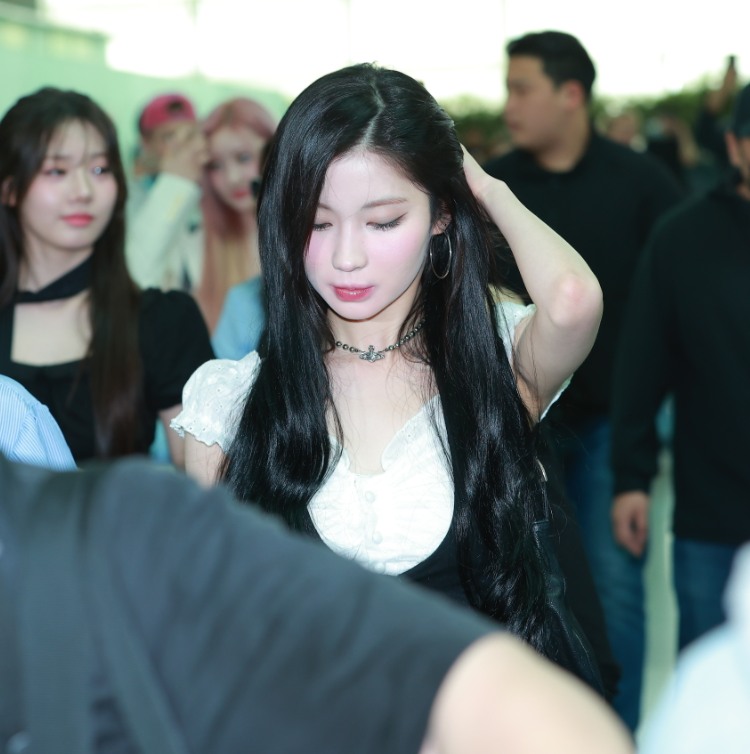 250418 아사 Asa 712