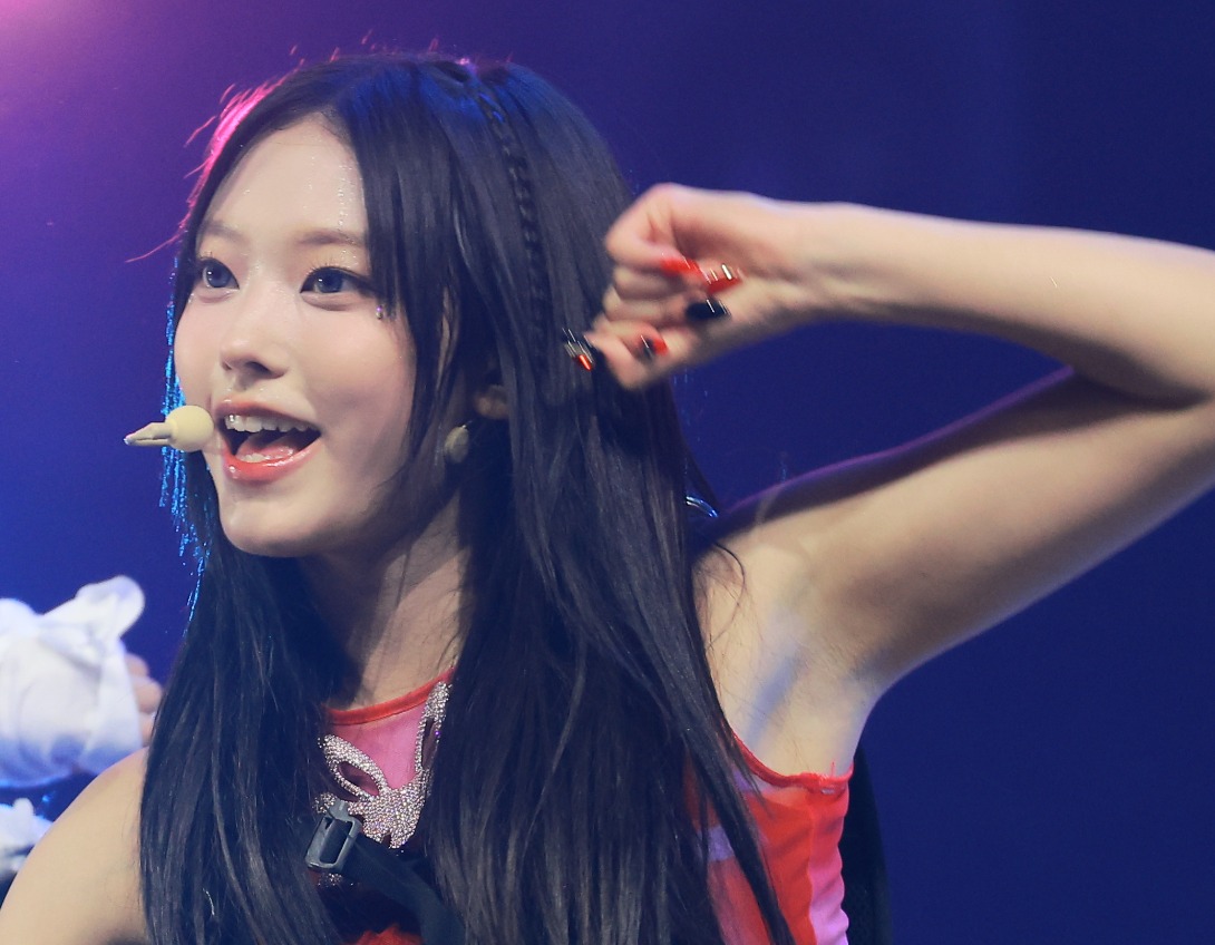 230613 Haerin 2323