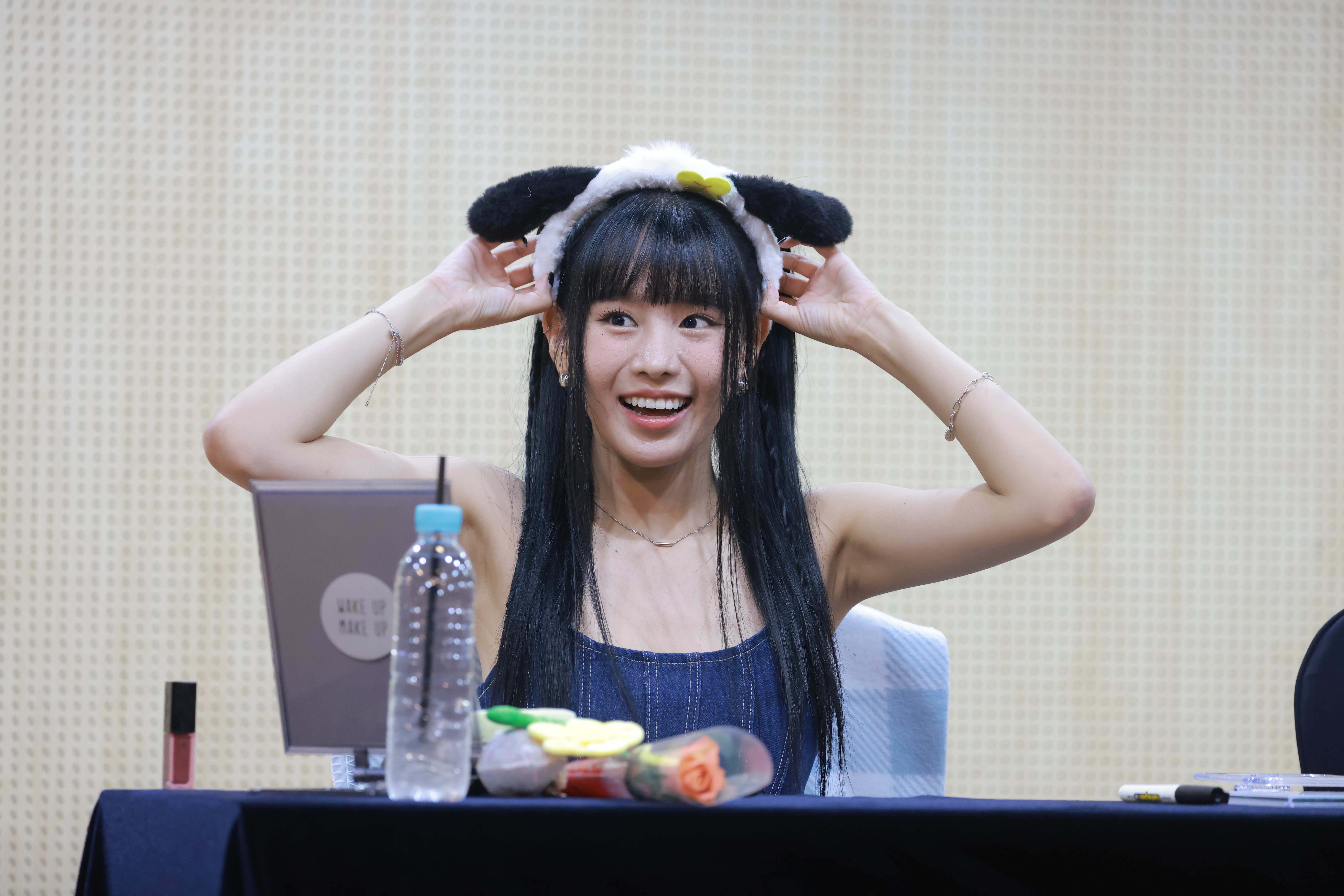 230806 Natty- KISS OF LIFE  817 pics