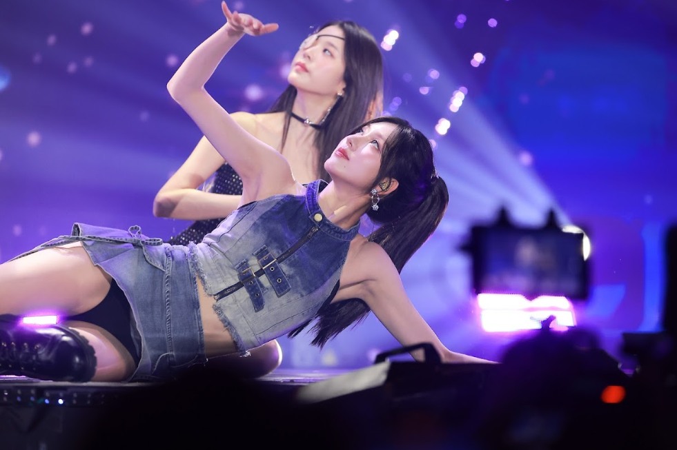 240922 Gaeul 가을 ガウル 佳月 กาอึล 2648