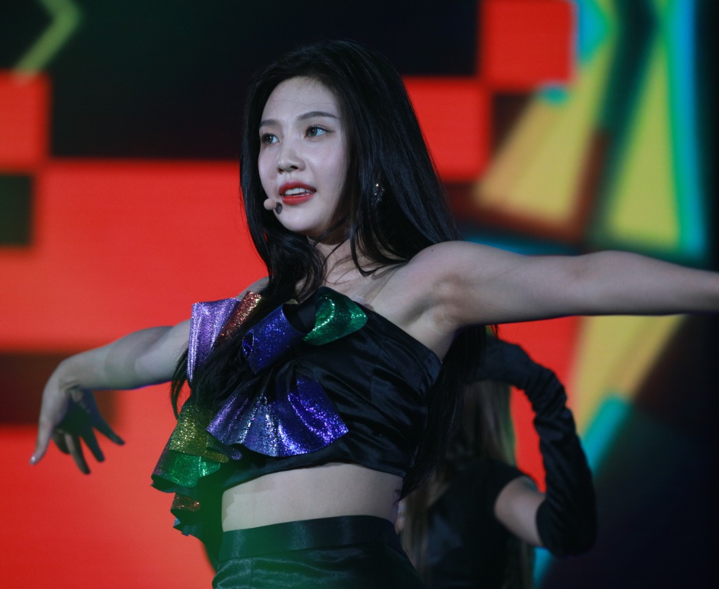 190816 Joy 410 pics