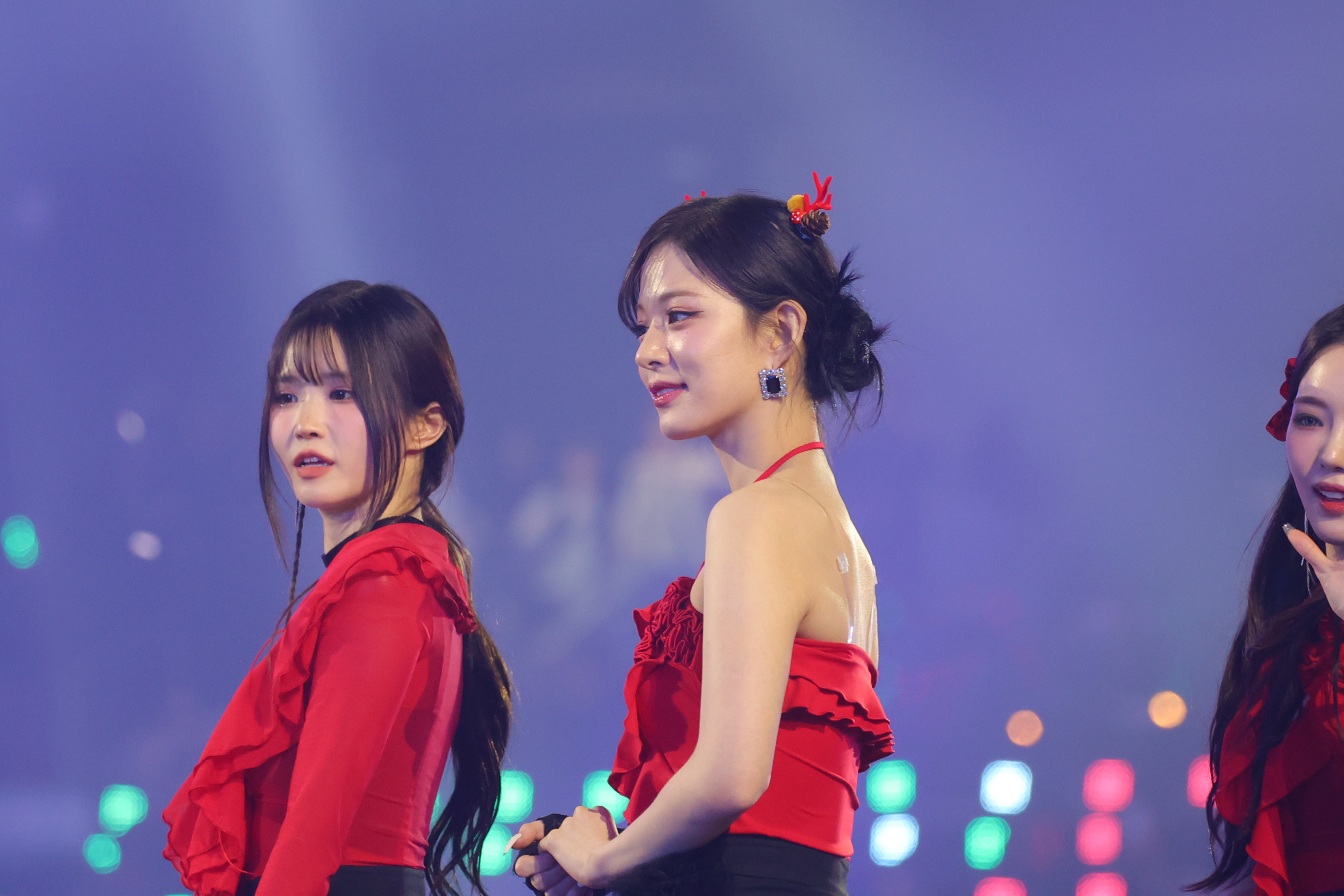 Chaeyoung 231225 100 pics