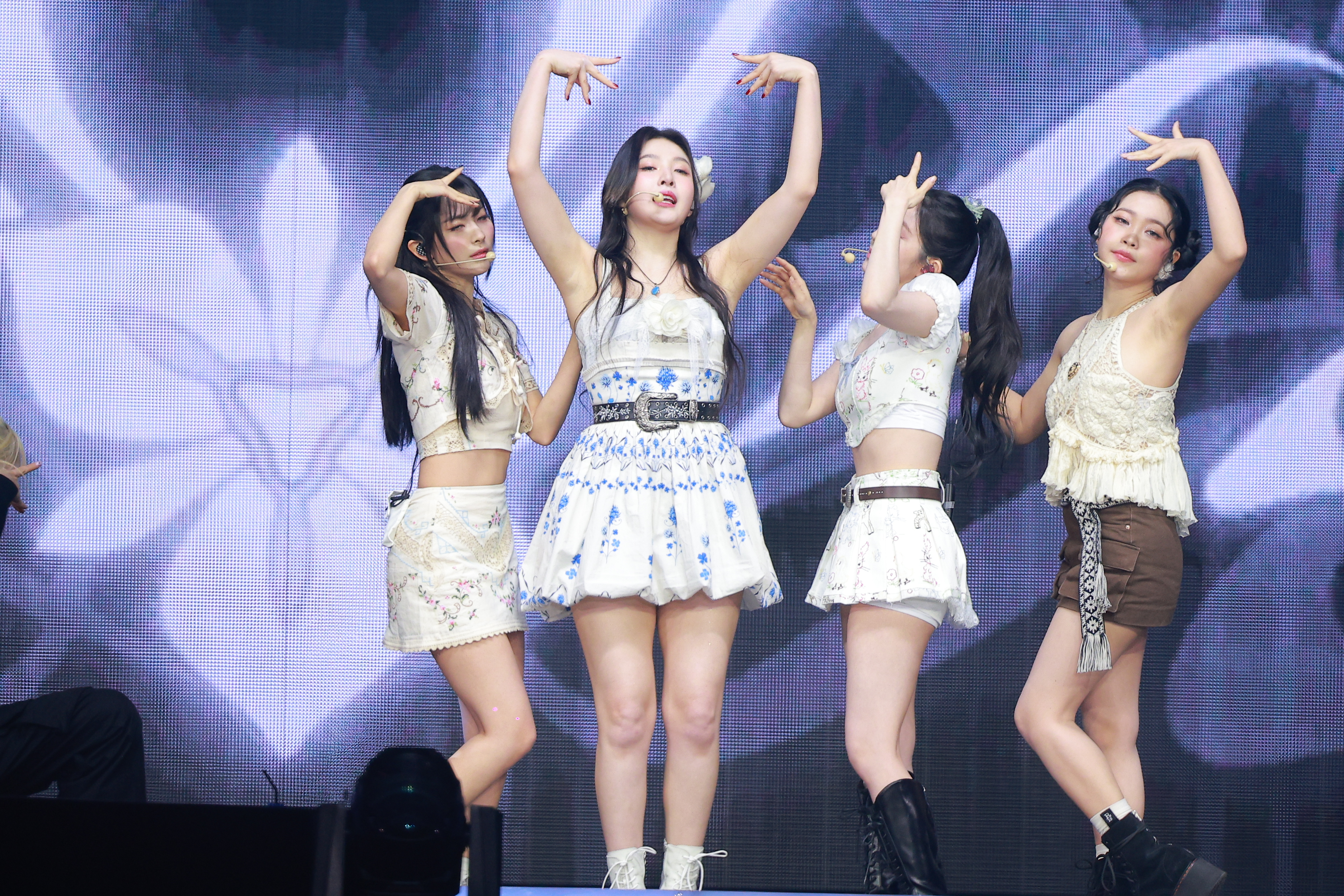 250111 Joy 1015 pics