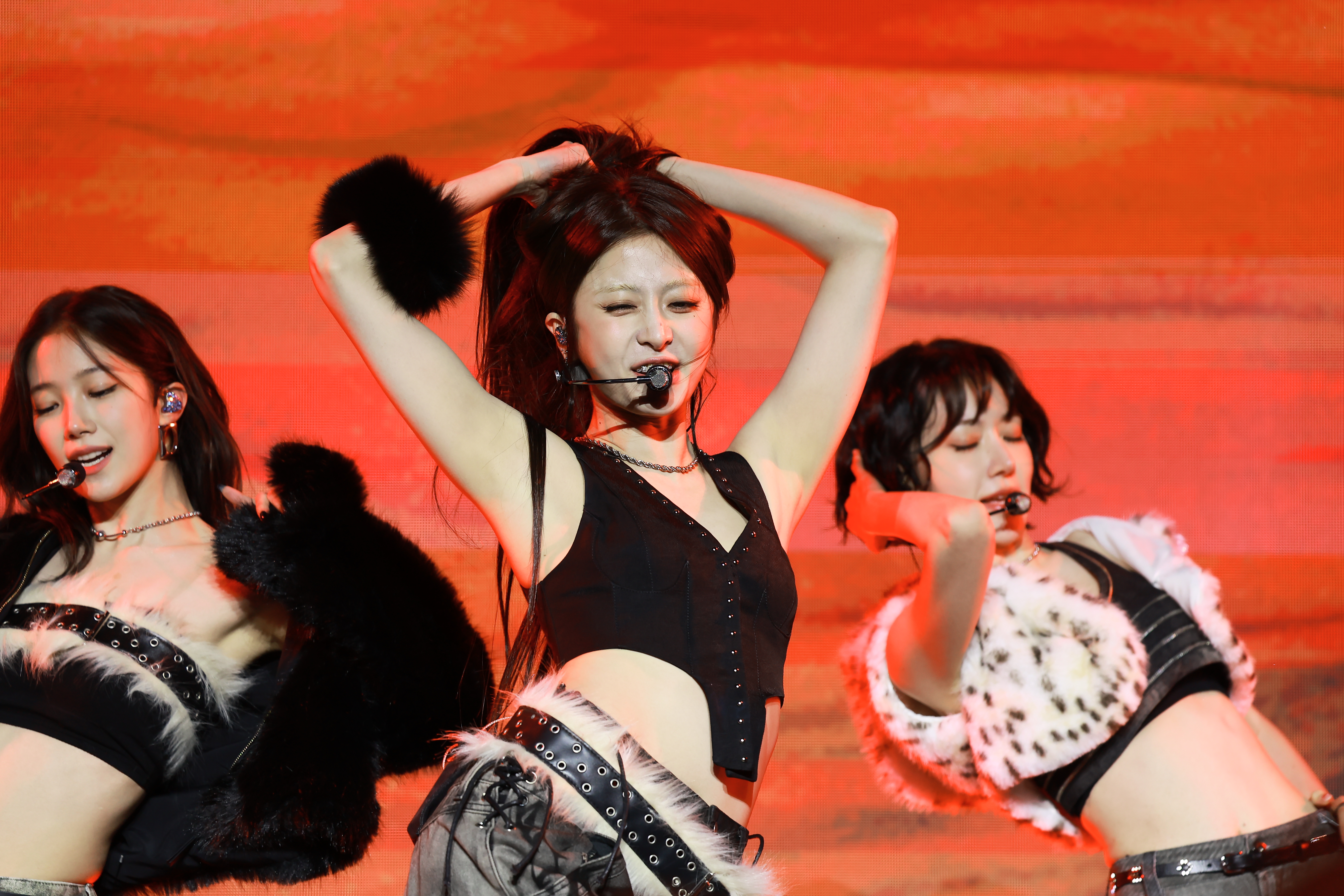 251030 Yunjin 822 pics