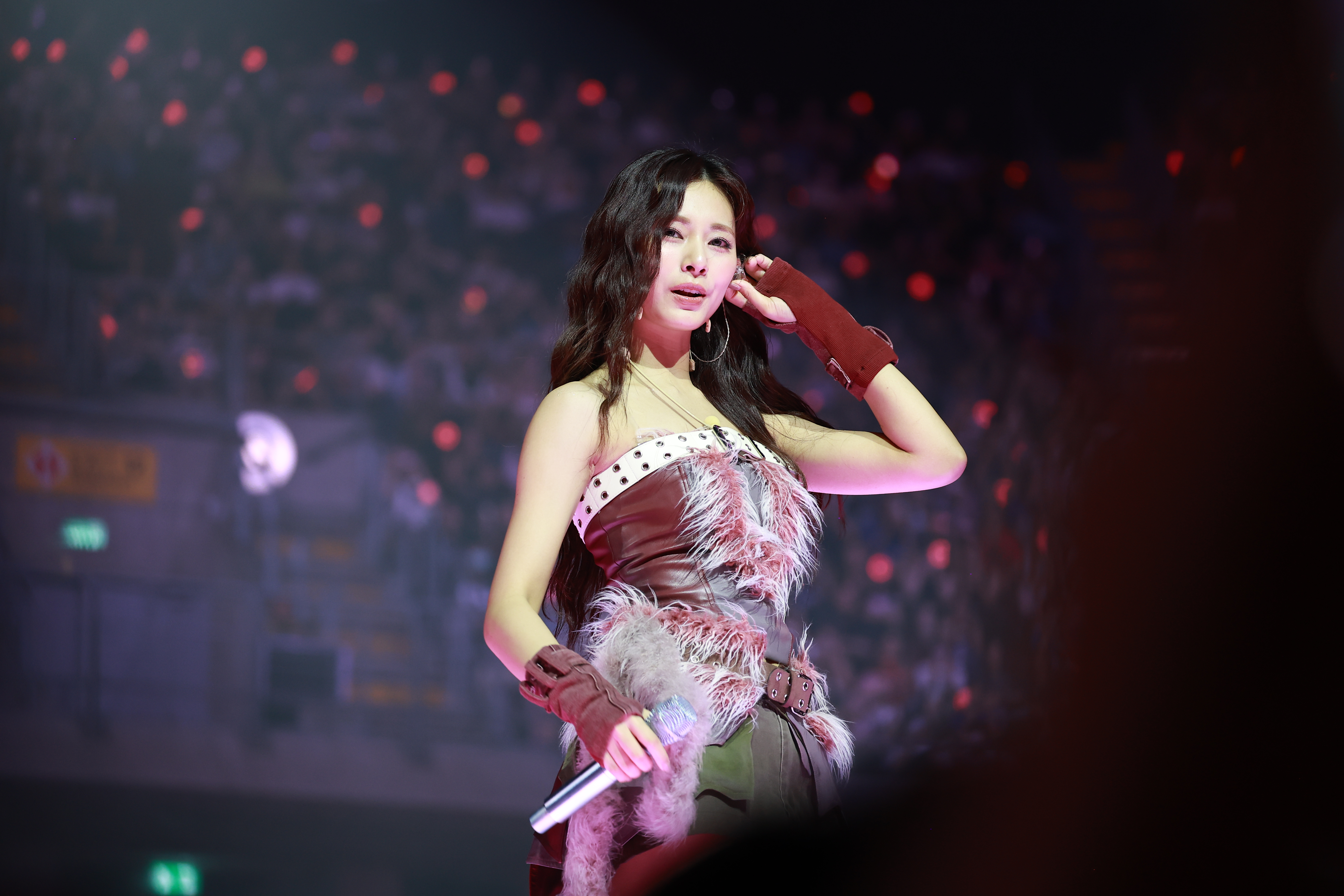 251215 Tzuyu 870 pics