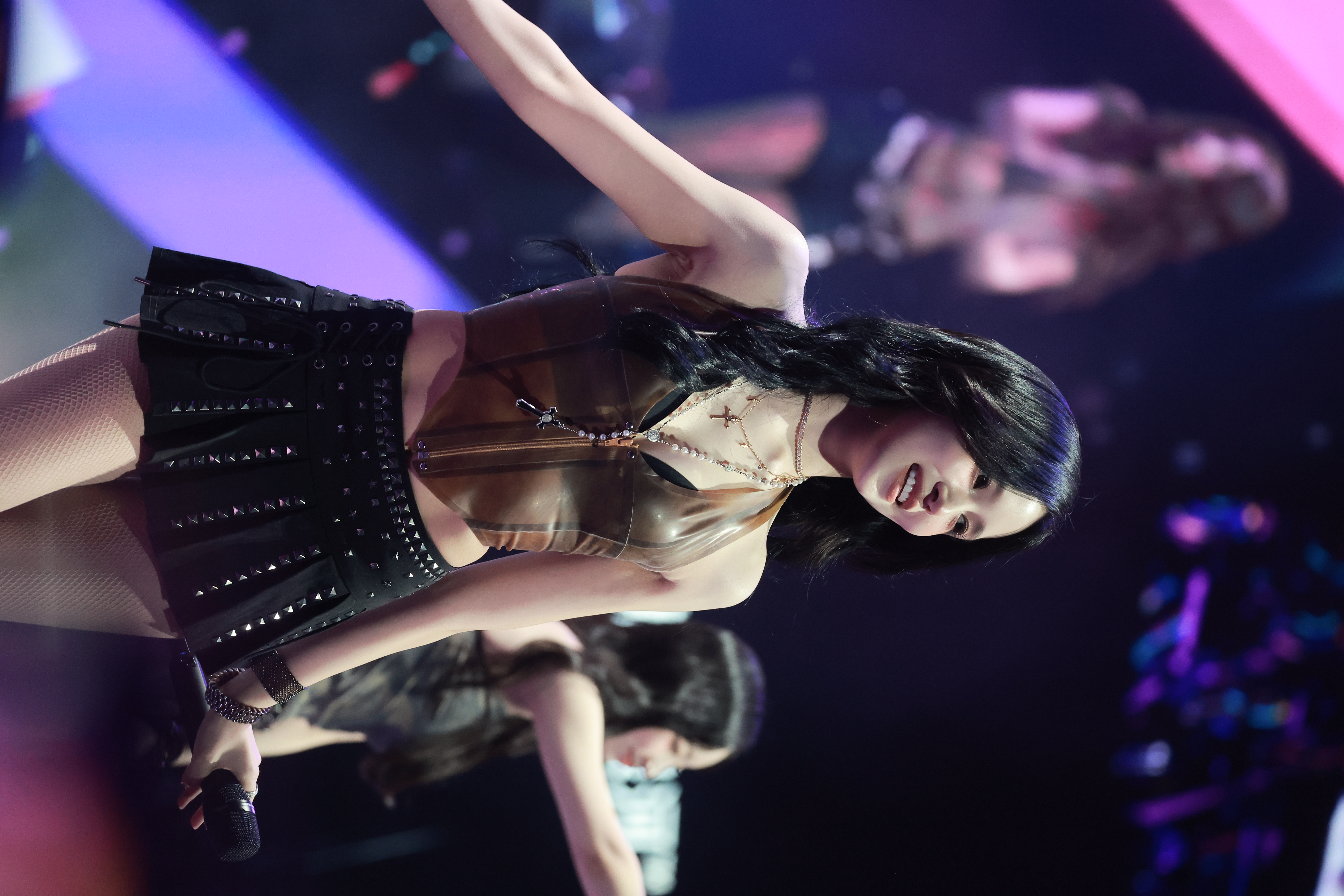 250822 Mina 1944 pics