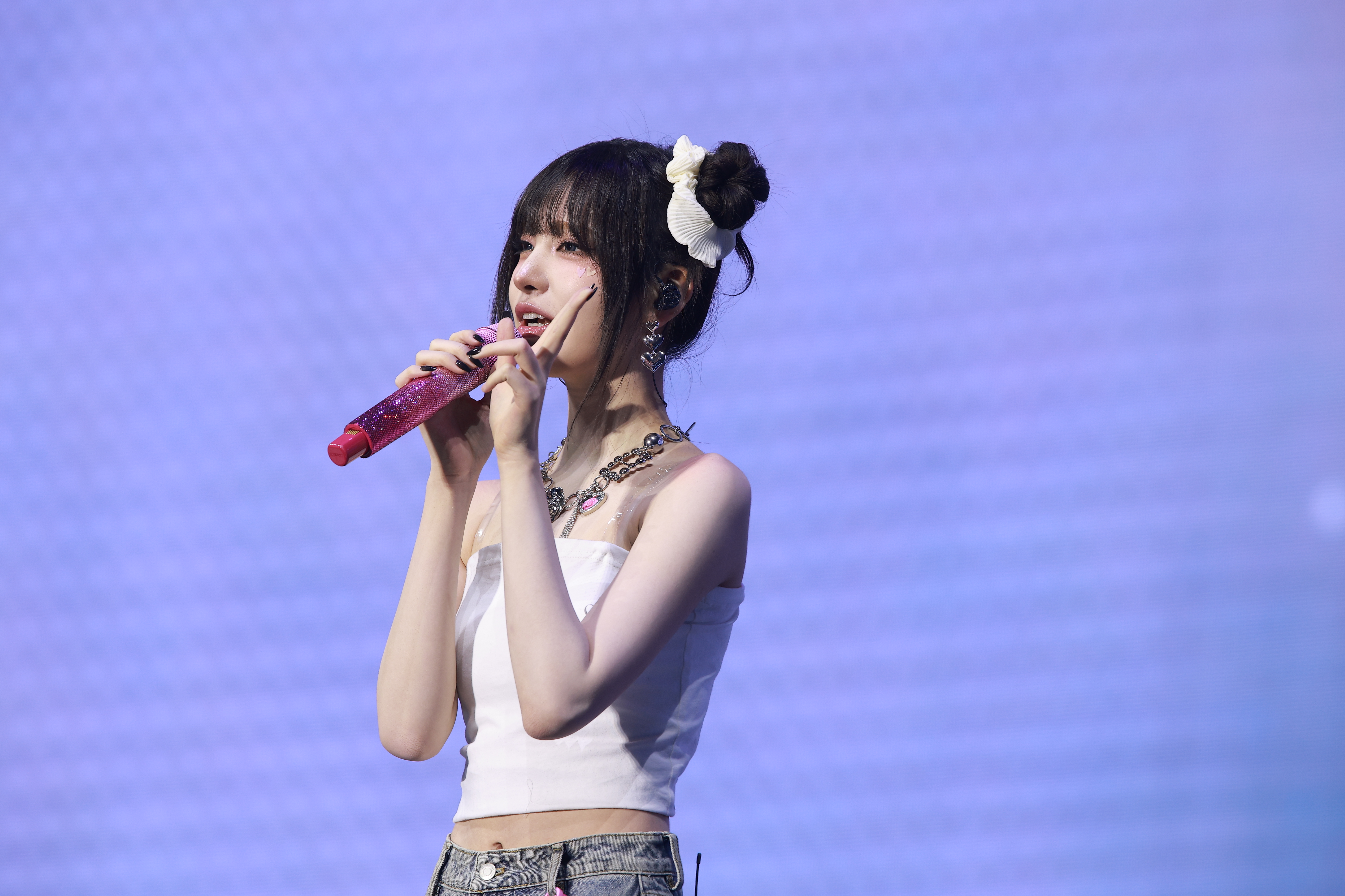 251102 Liz 1600+ pics