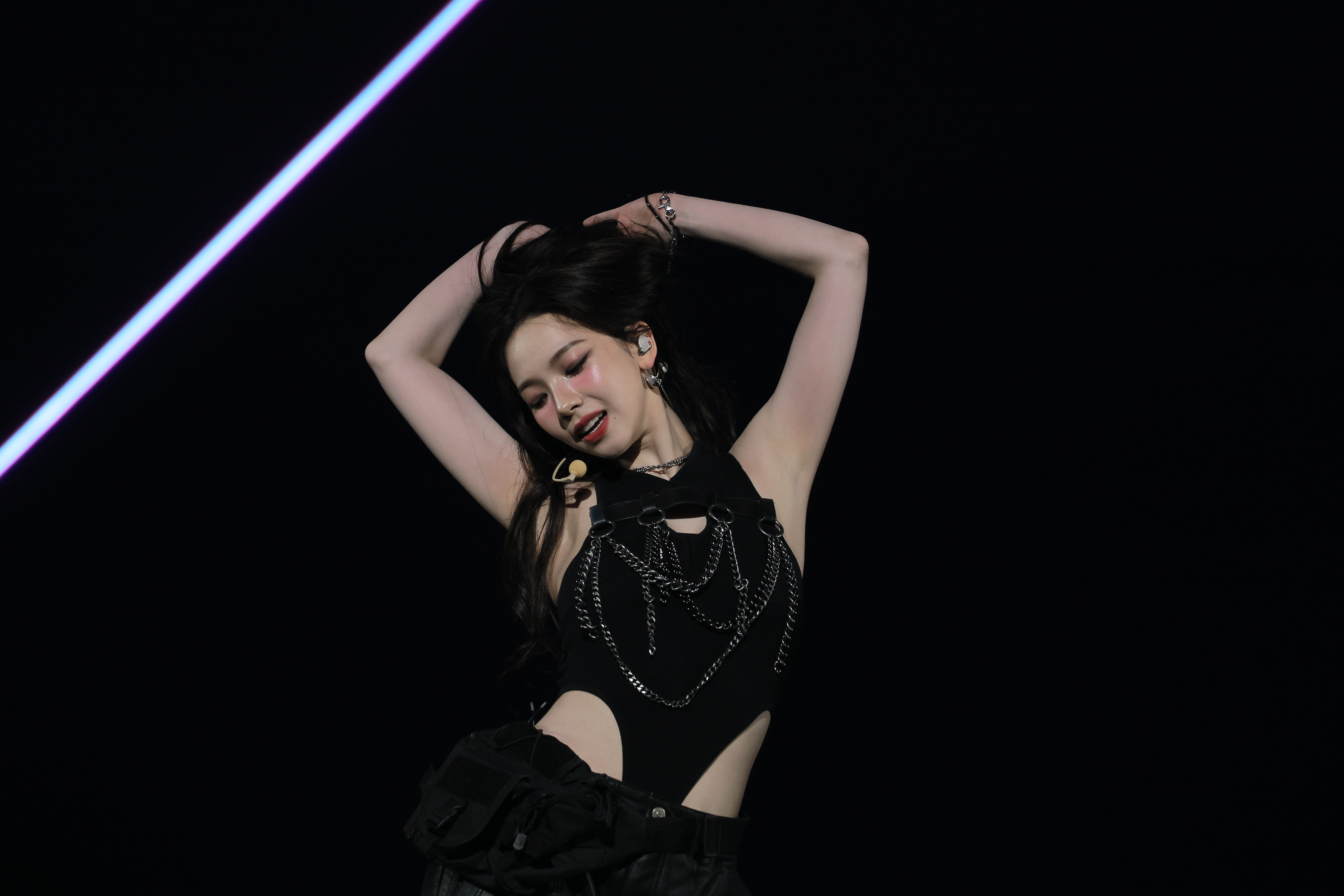250316 Karina 618 pics