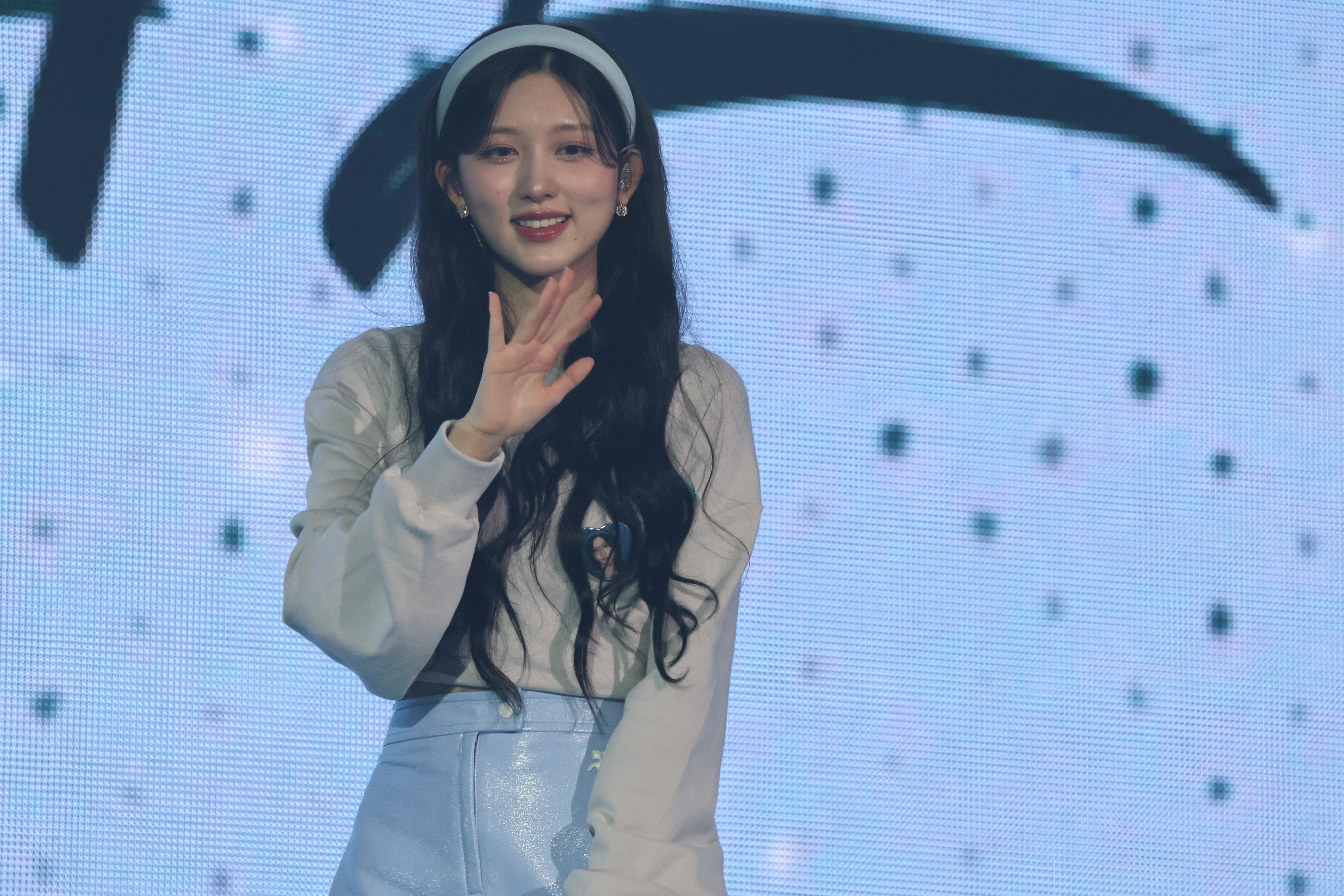 240309 Gaeul 471 pics