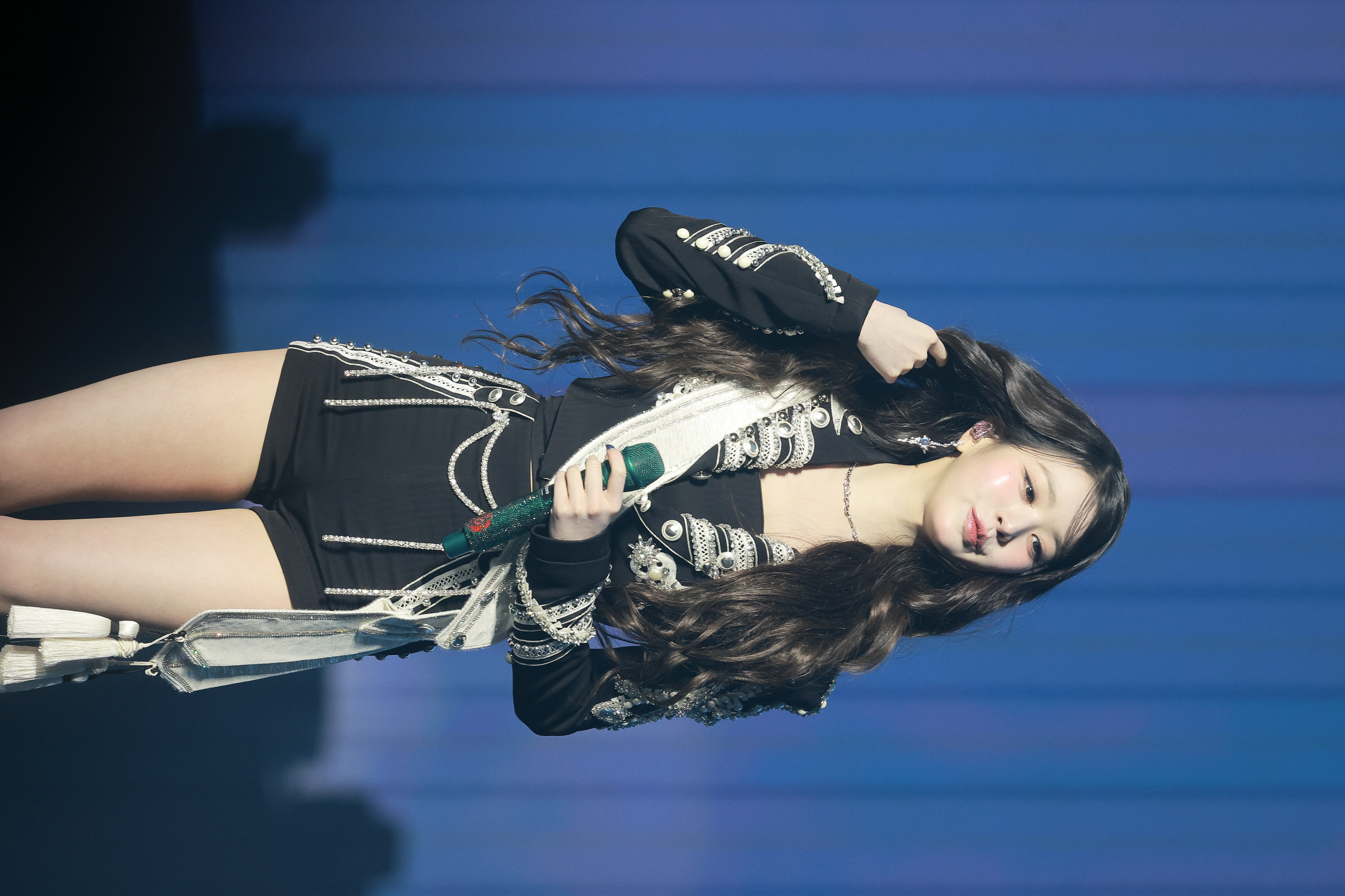 250405 Wonyoung 1228 pics