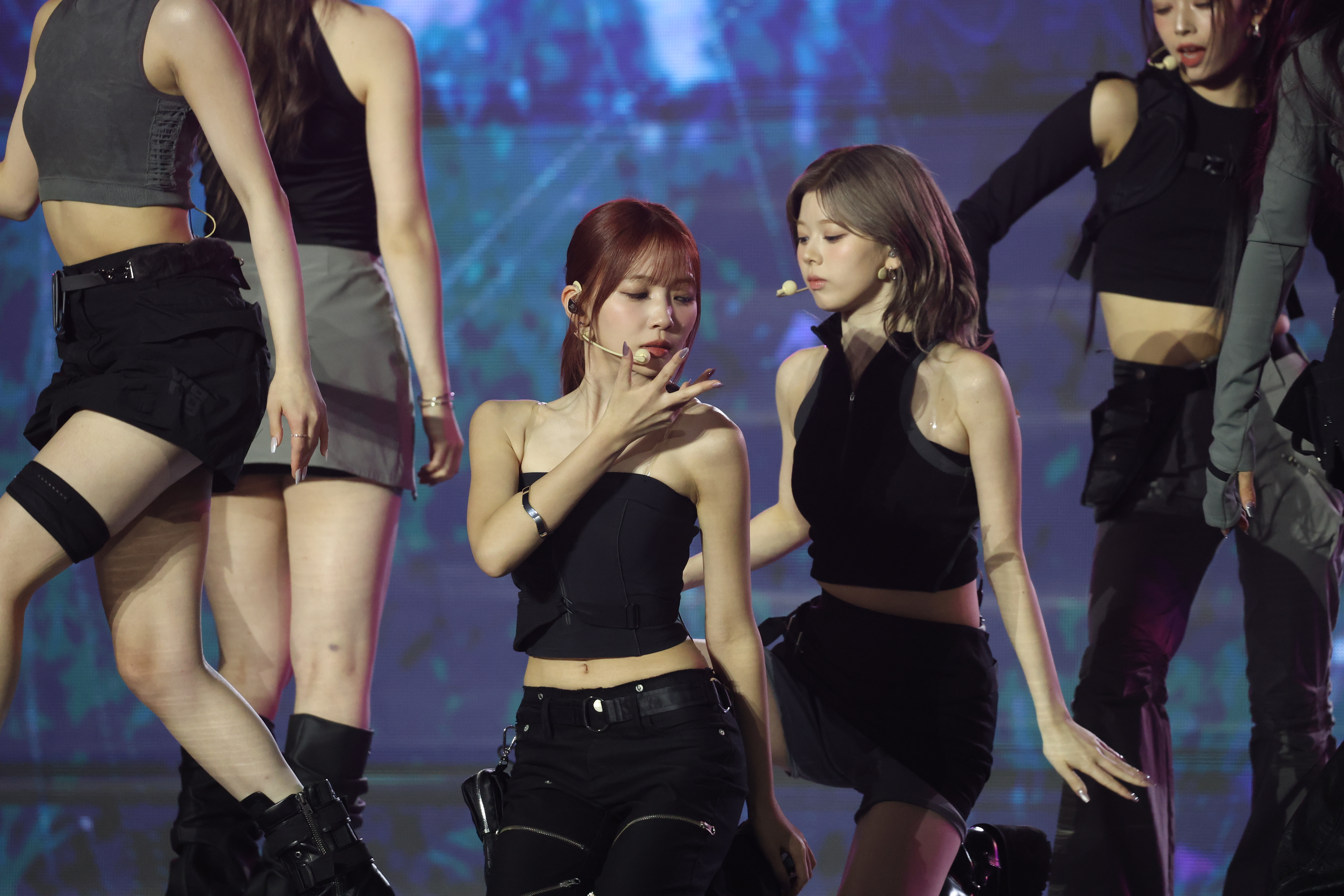 241117 Mayuka 700 pics