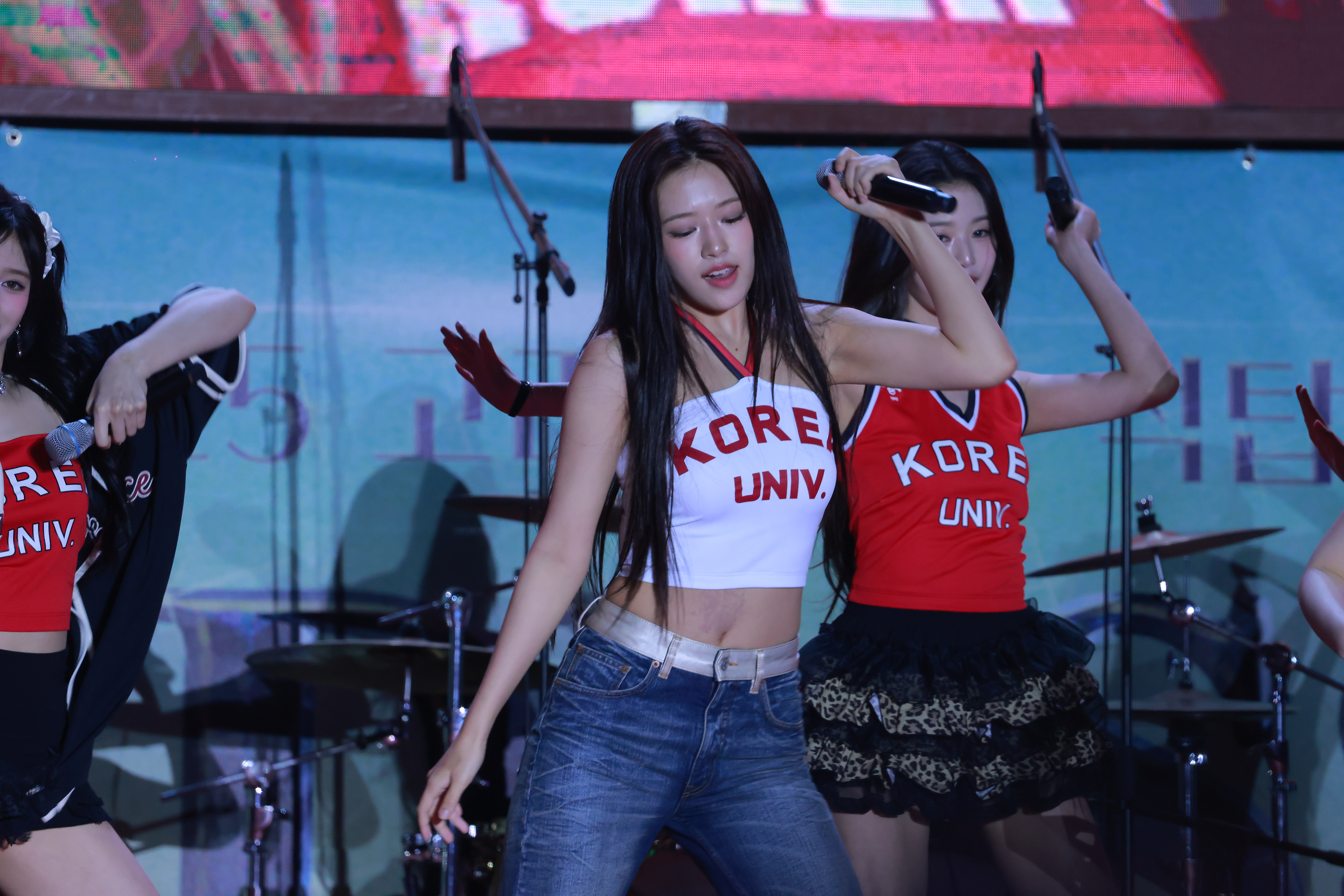 250522 Yujin 352 pics 유진데이터 
