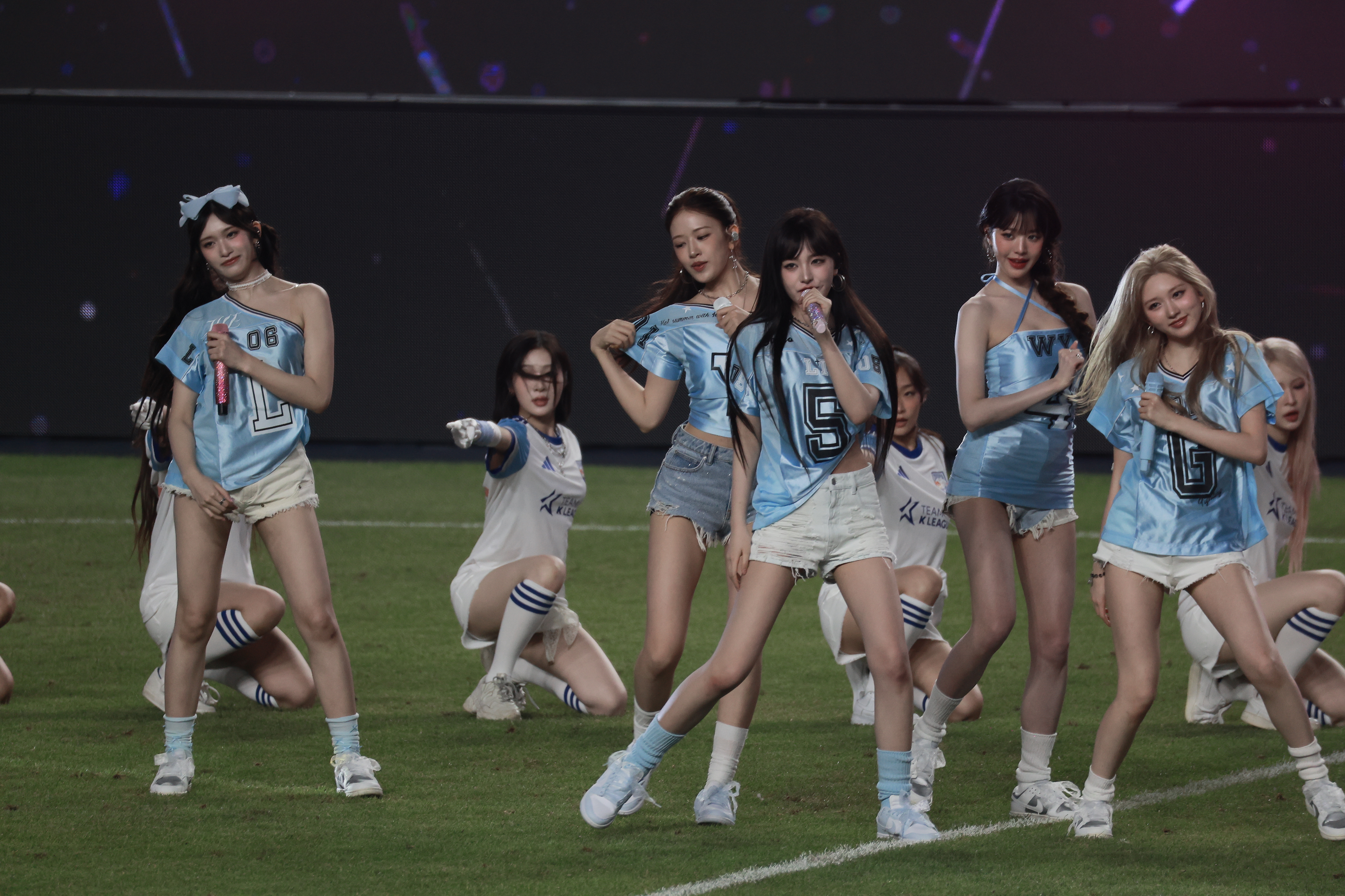 250730 IVE 800+ pics