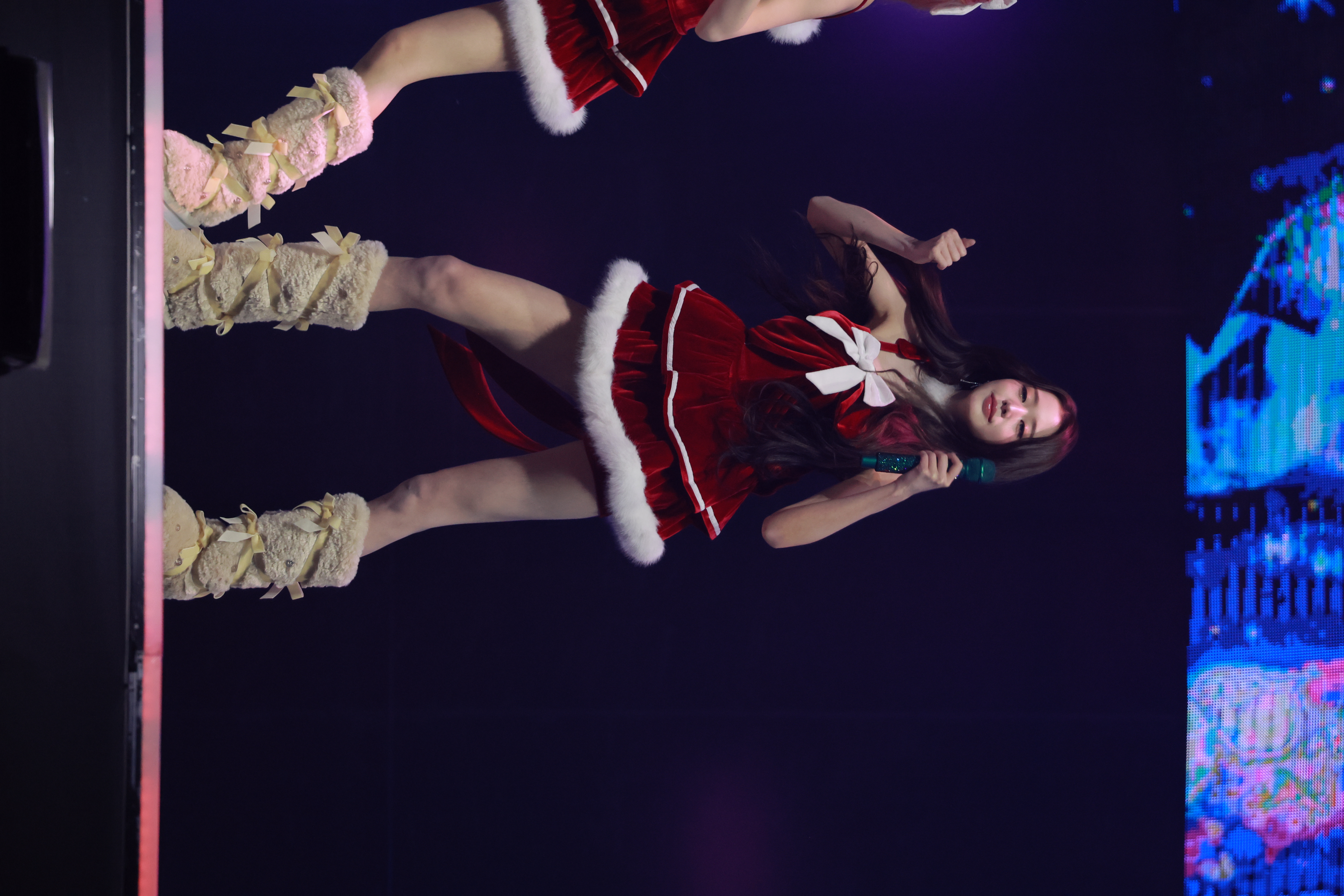 251225 Wonyoung Christmas 906 pics 