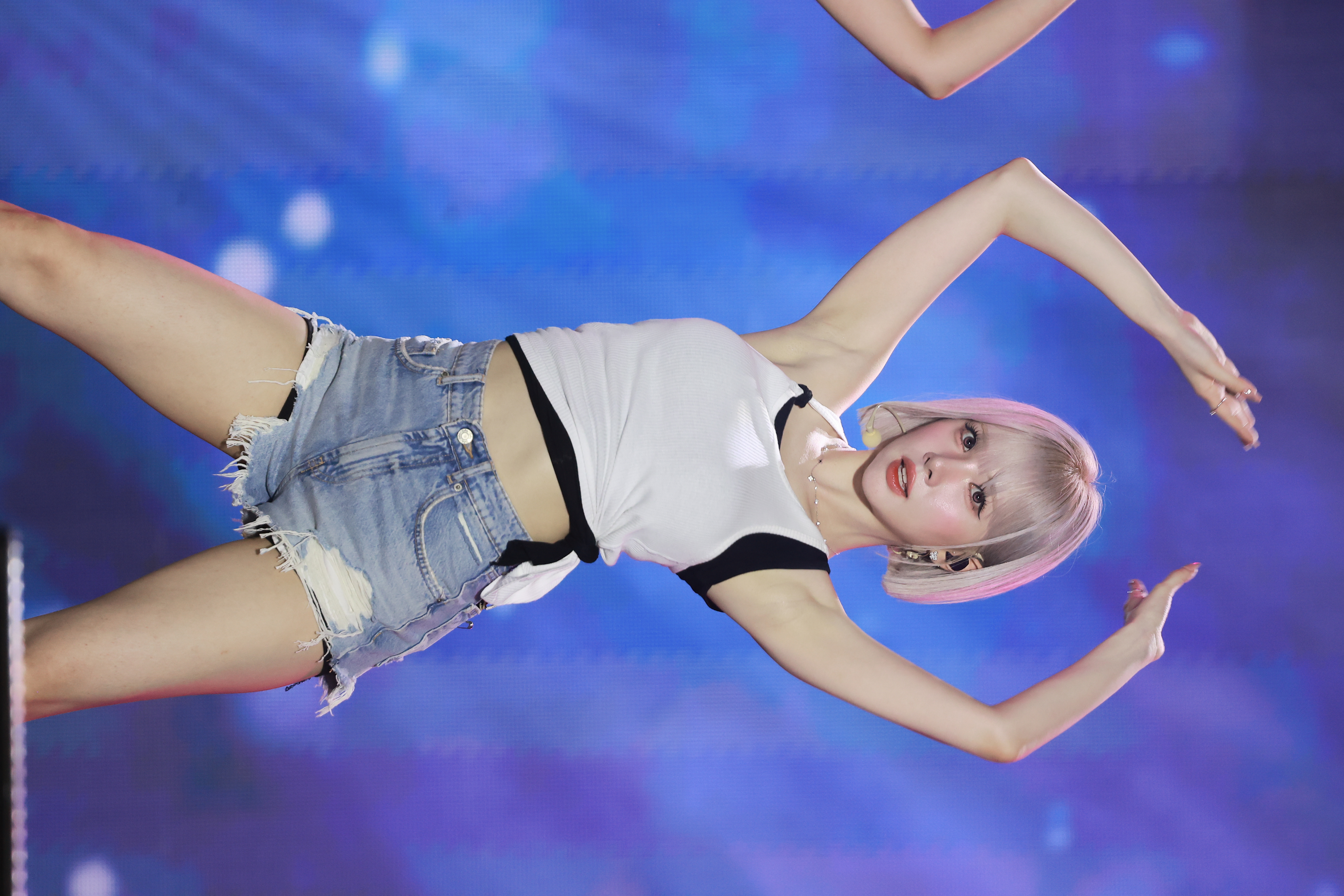 250804 Eunha 2234 pics