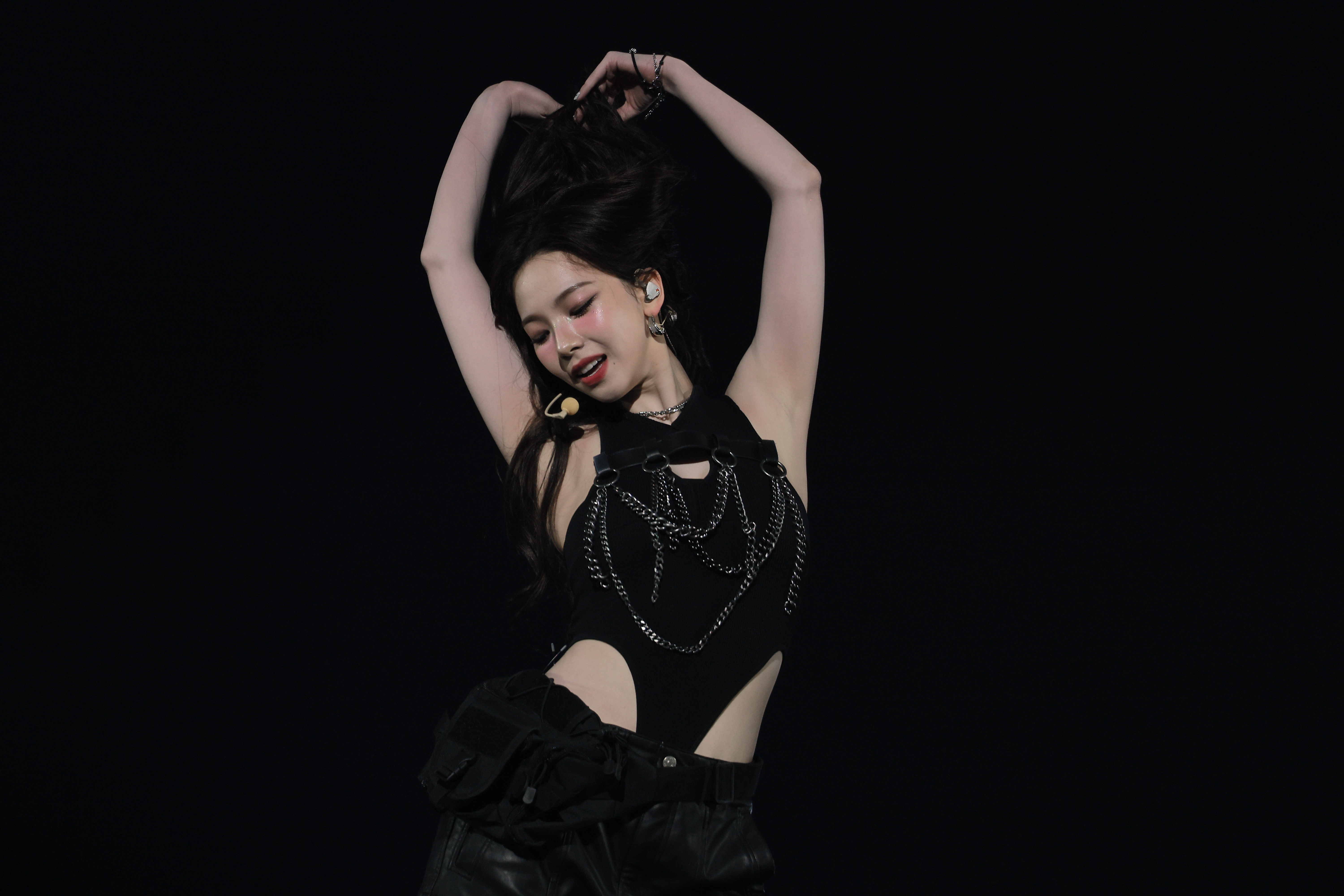 250316 Karina 618 pics