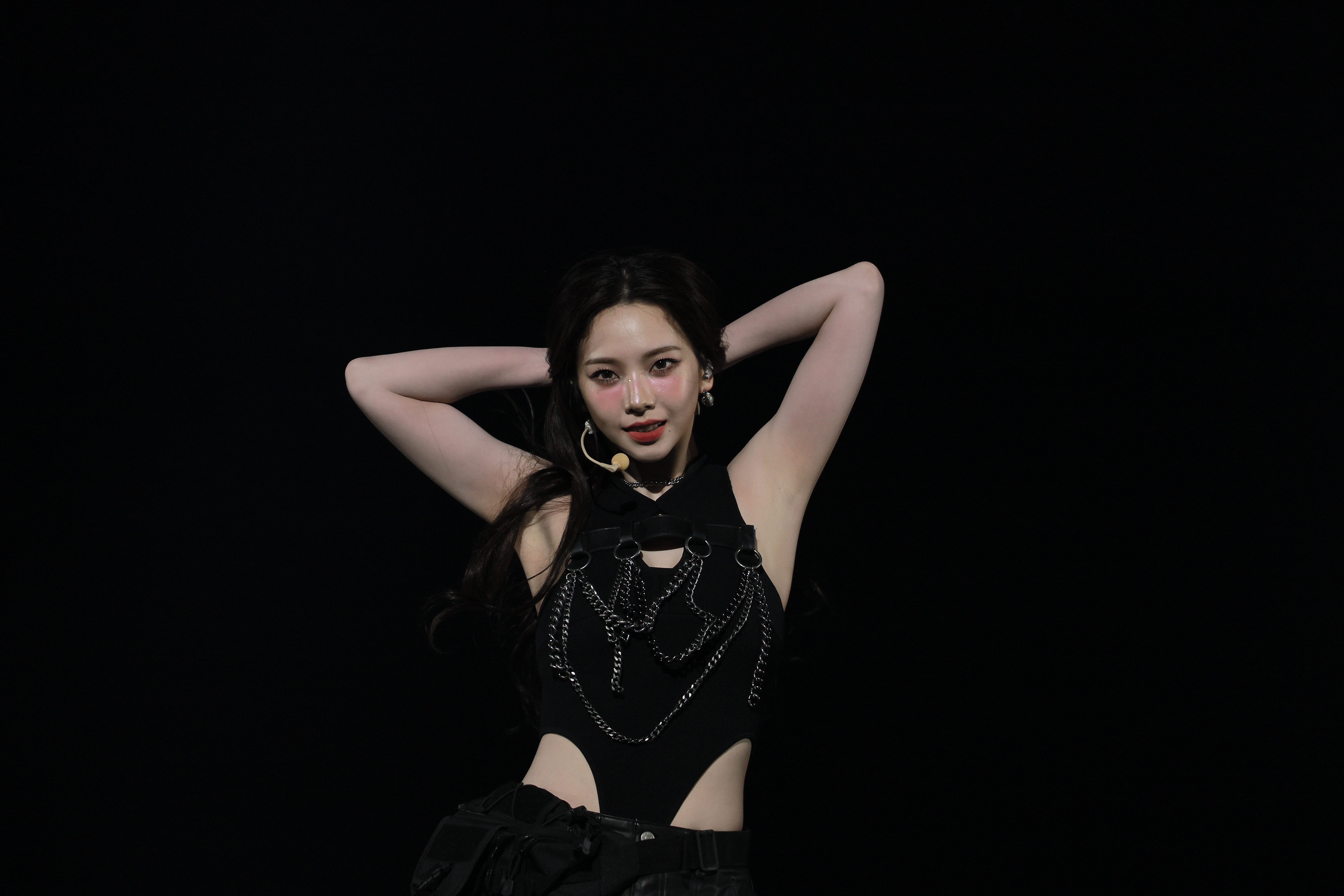 250316 Karina 618 pics