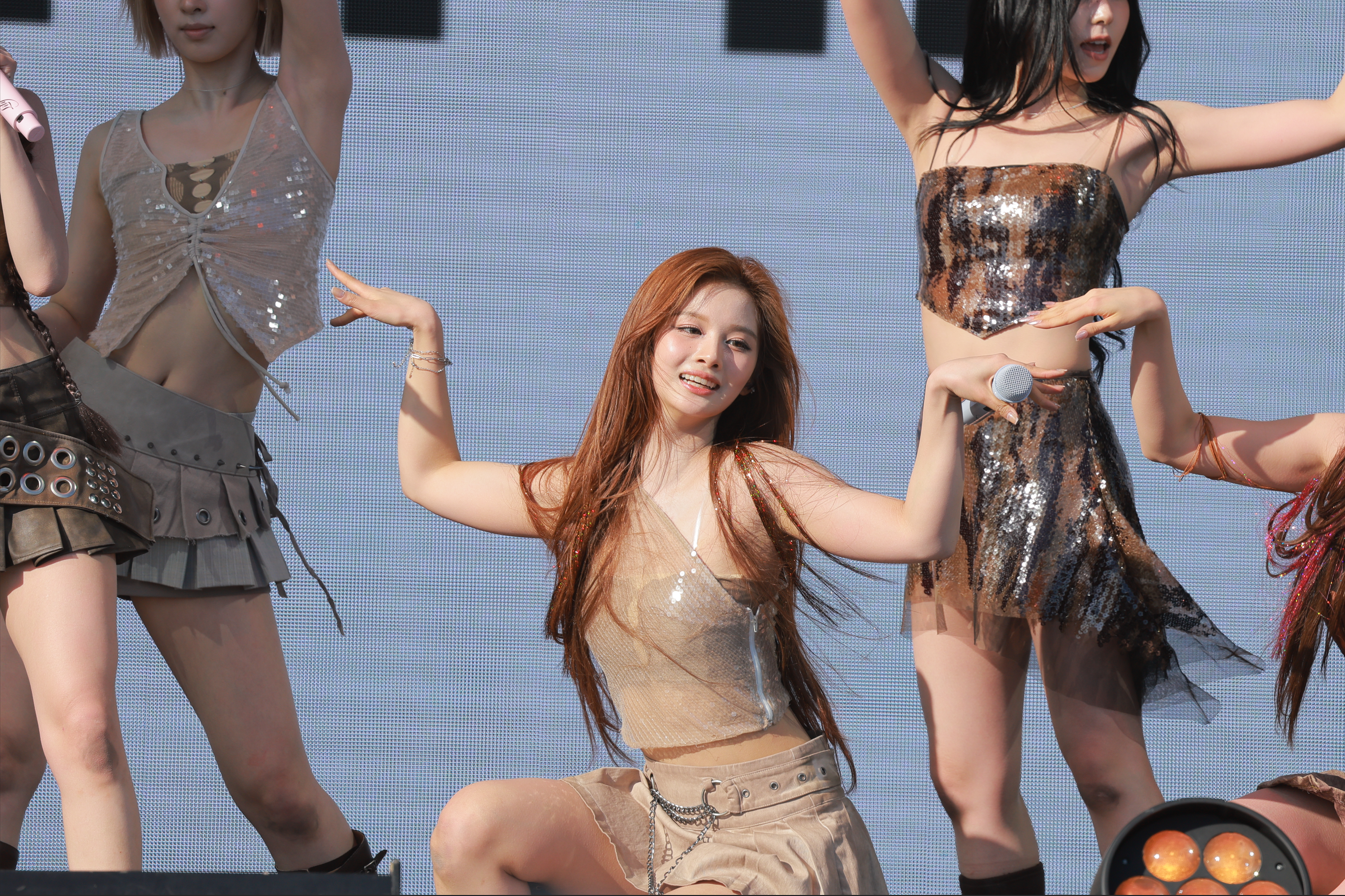 250510 Sullyoon 1874 pics