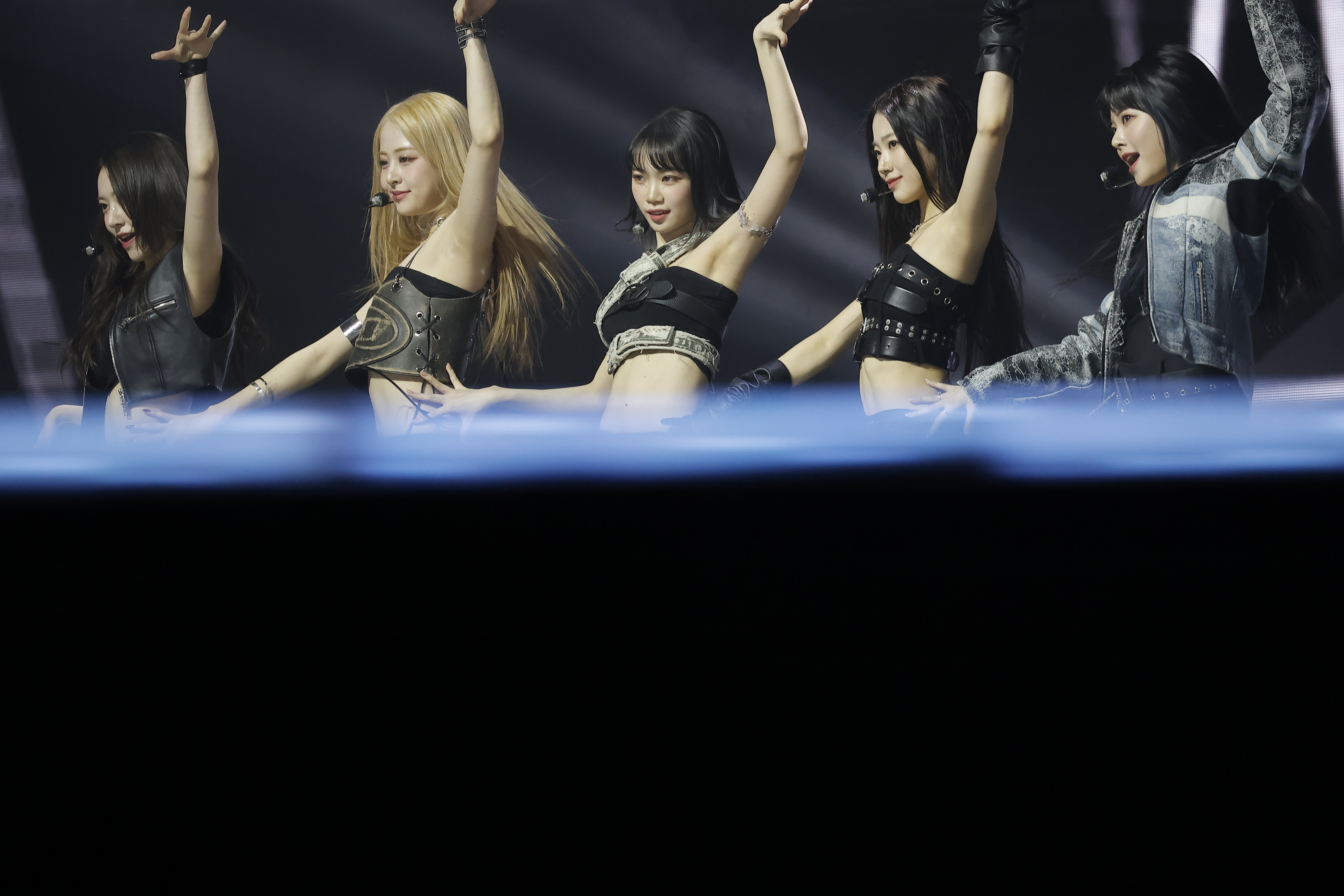 Chaewon data 221126 714 pics