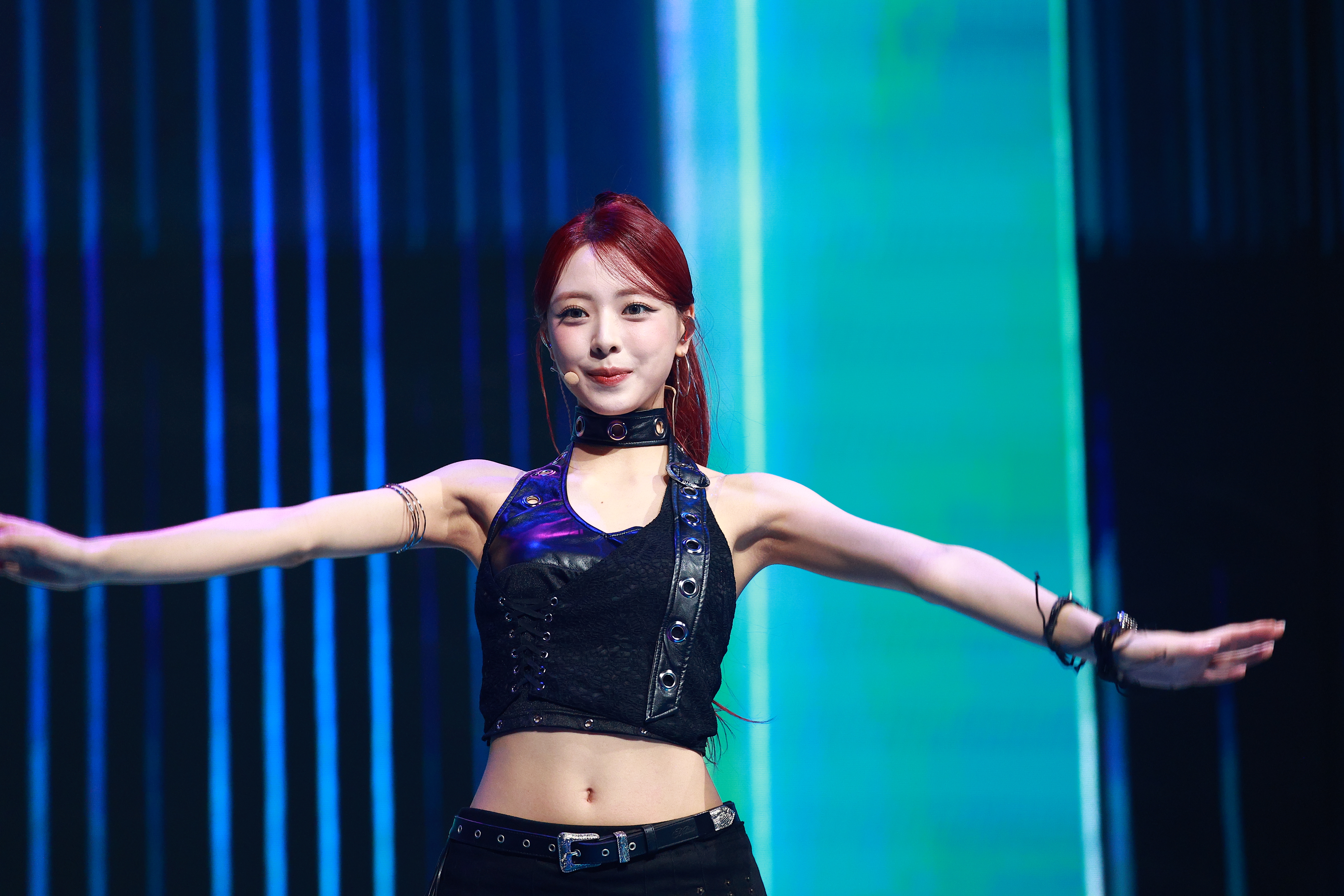 250823 Yuna 1000 pics