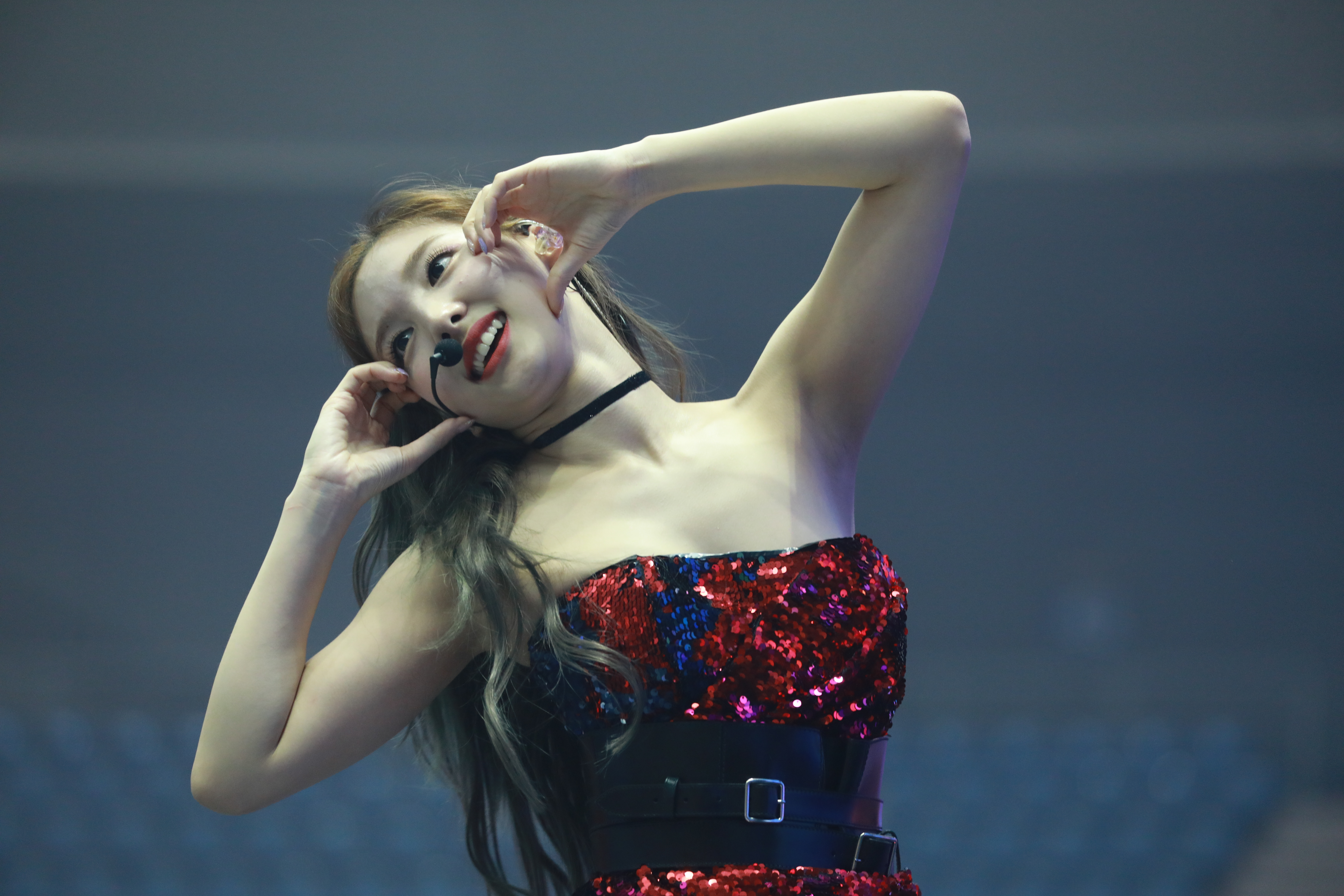 190822 Nayeon 777 pics