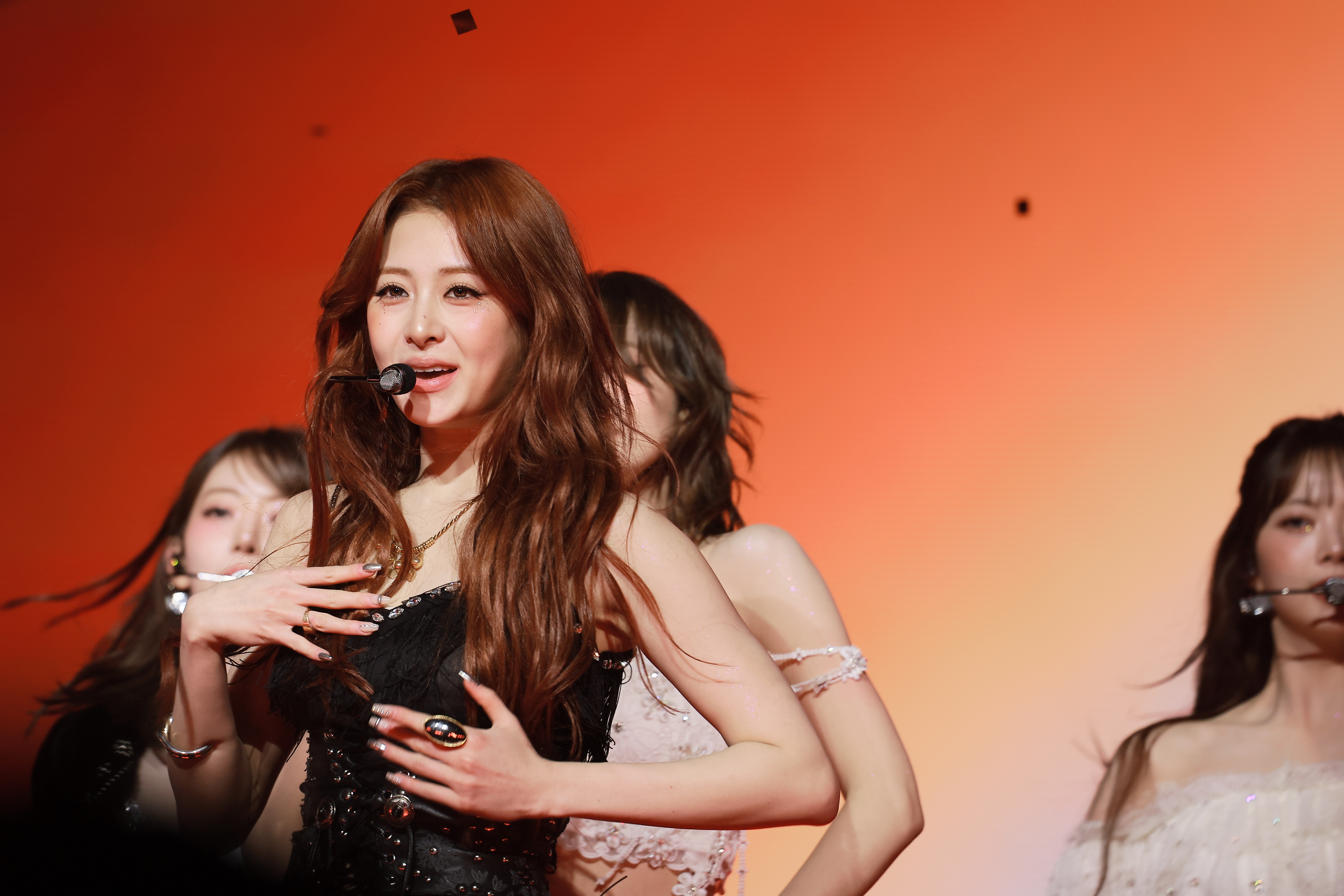 250420 Yunjin 1785 pics