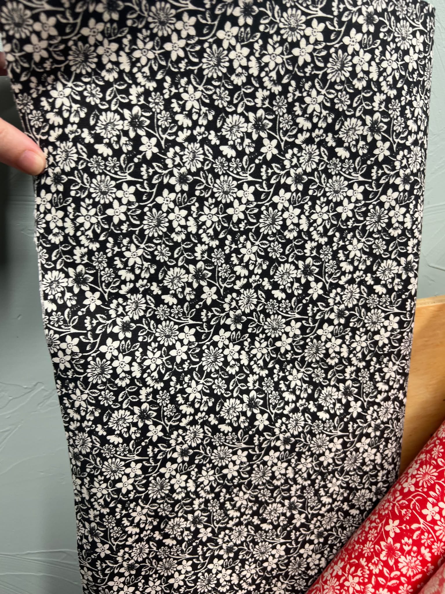 "Buncha-Bloomin" Cotton Fabric 