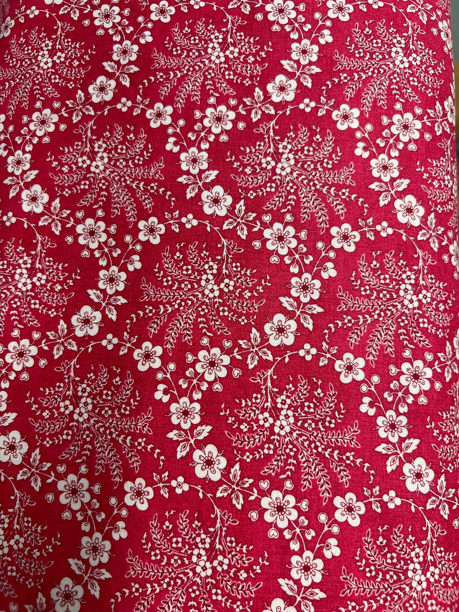 "Trellis Dance" Cotton Fabric 